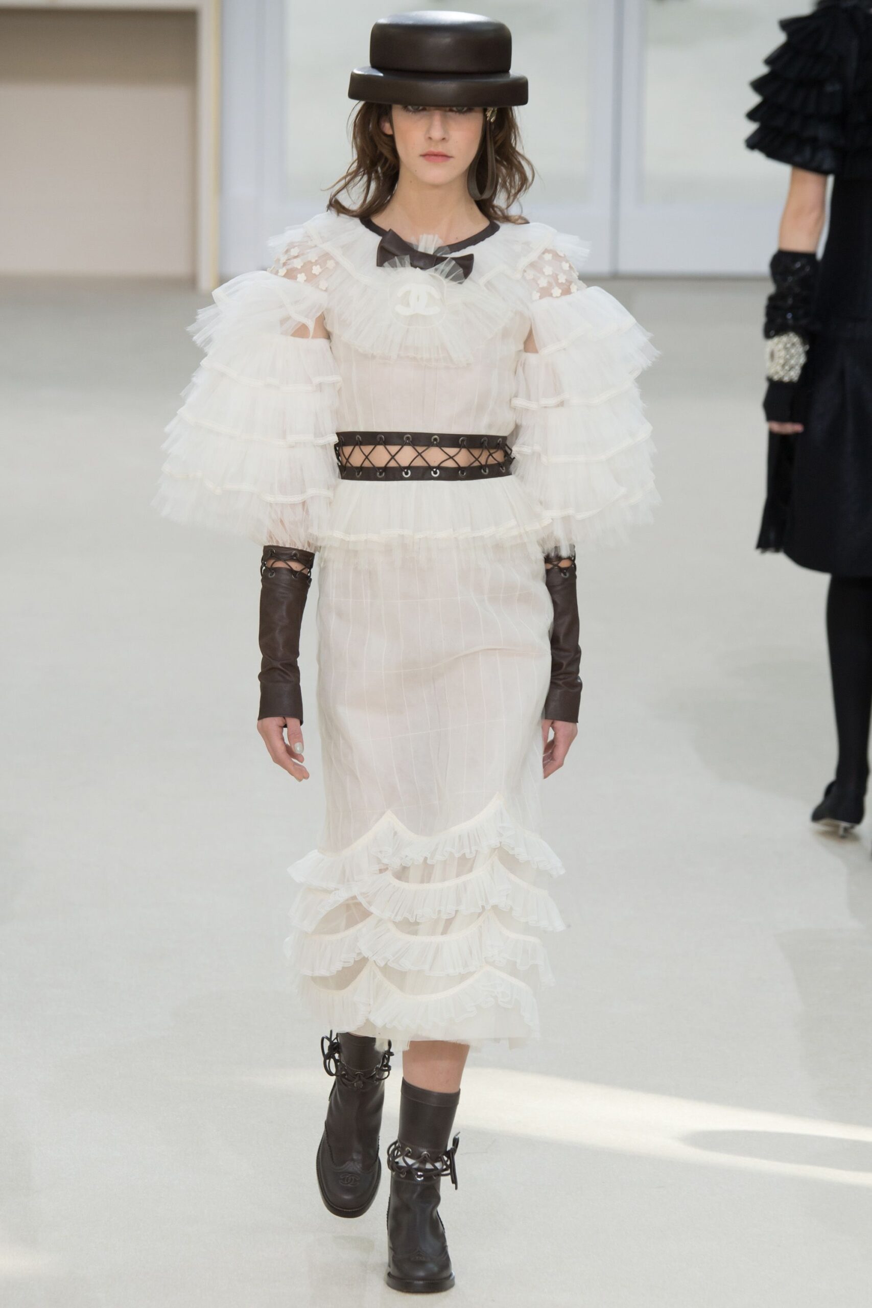 Chanel F/W 16 Look 1154