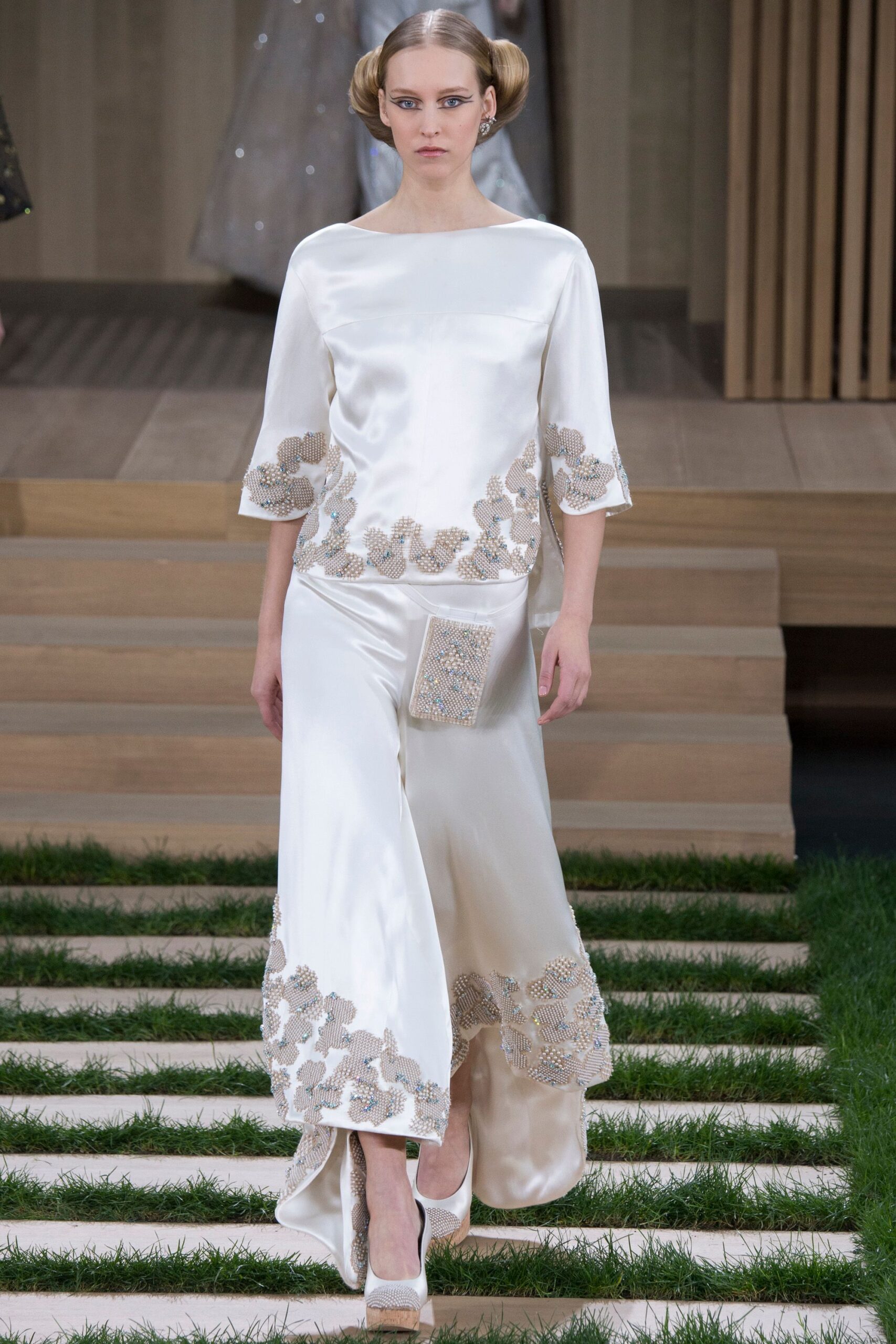 Chanel S/S 16 Couture Look 703