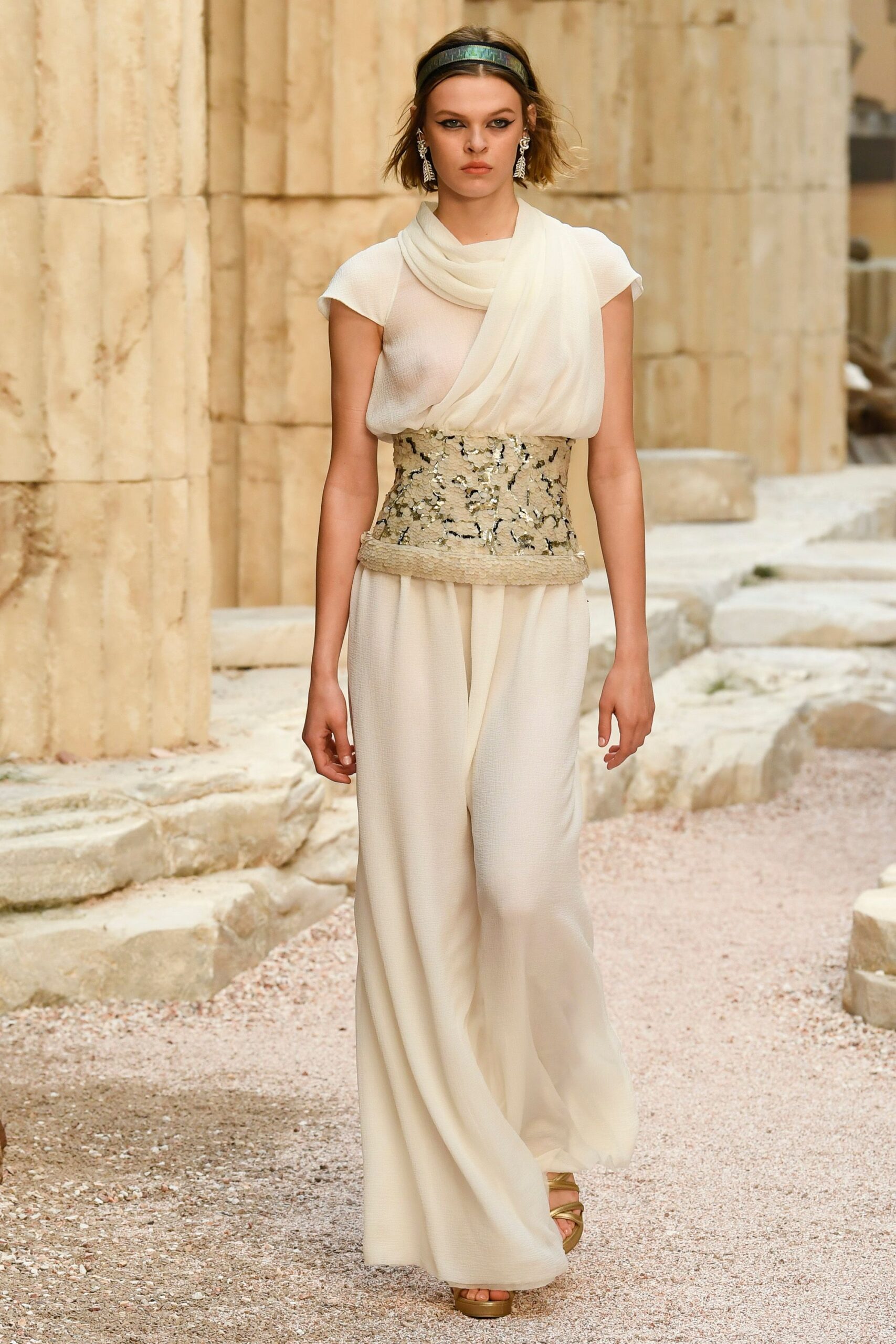 Chanel Resort 18 Look 1122