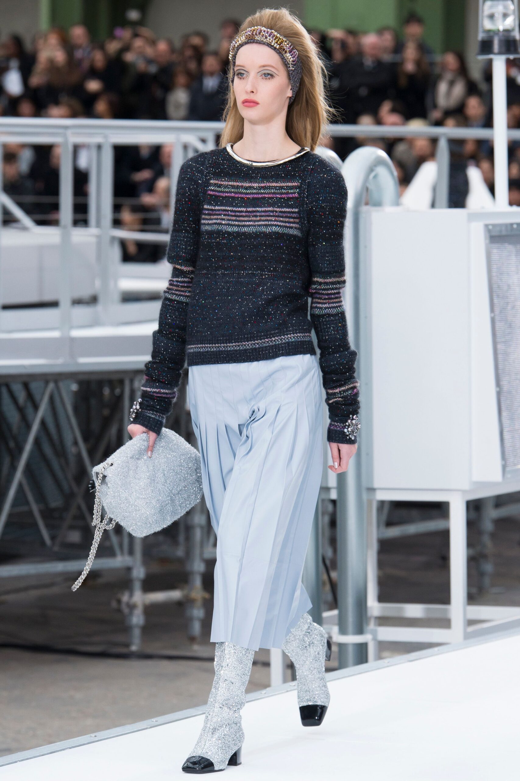 Chanel F/W 17 Look 838
