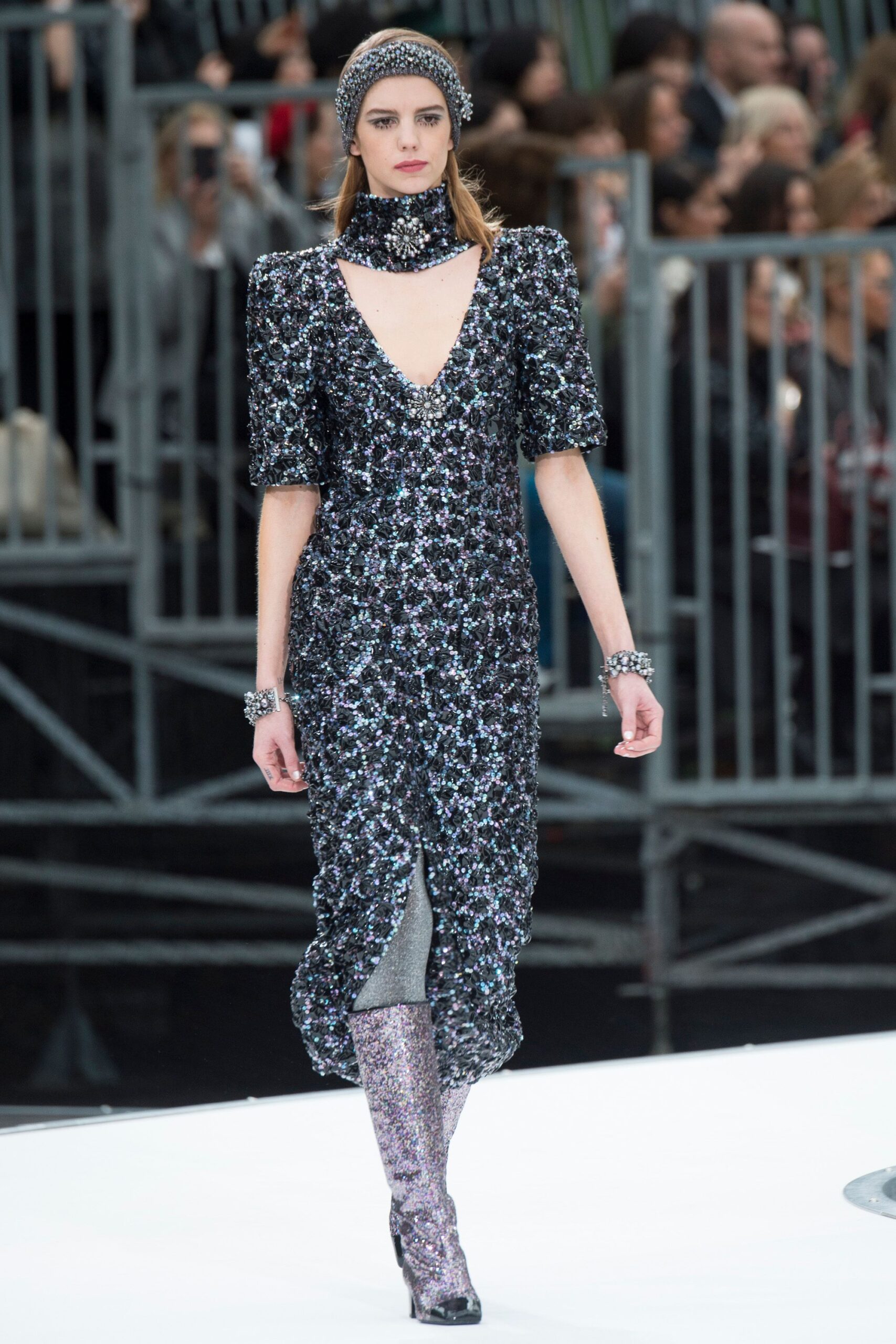 Chanel F/W 17 Look 1058