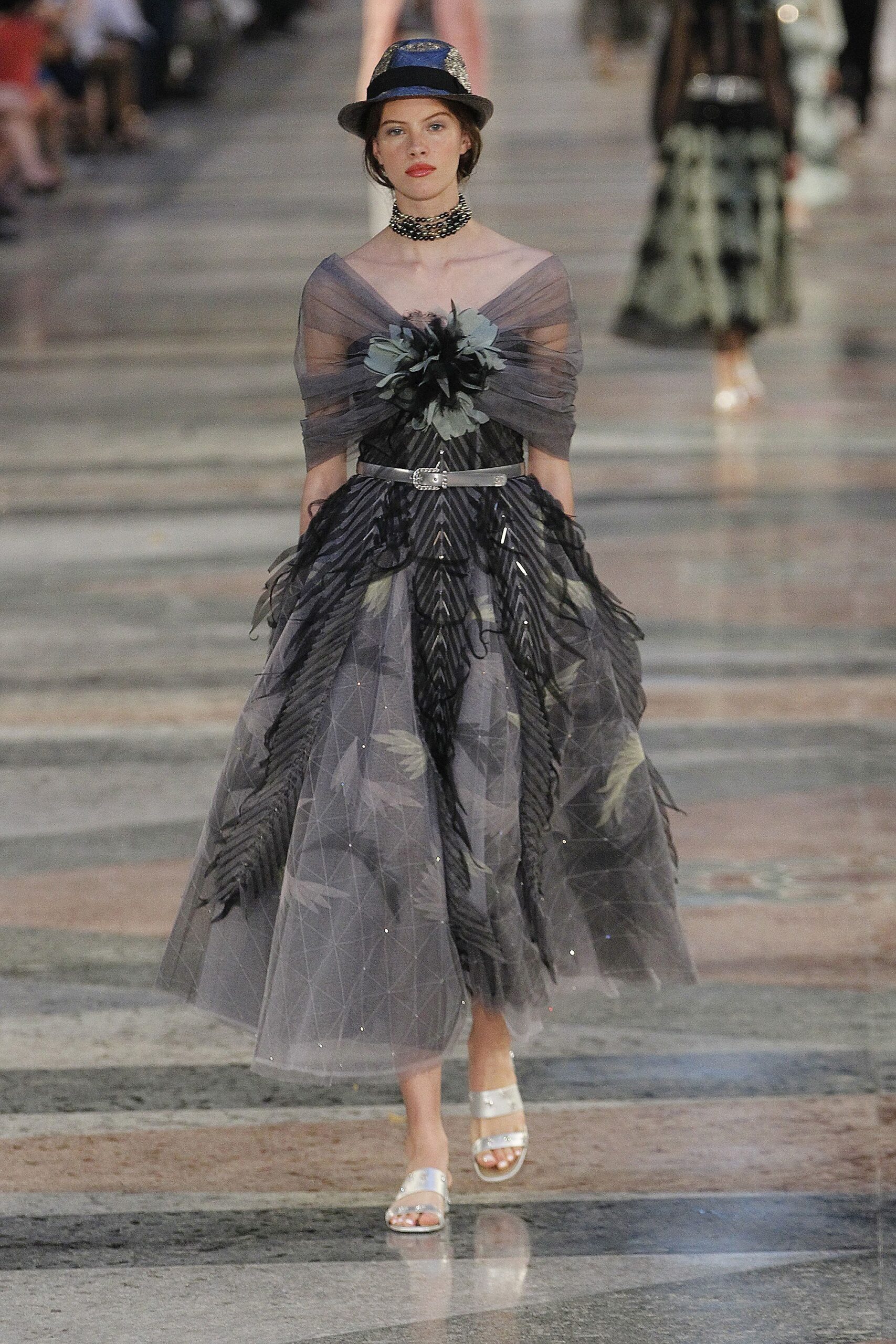 Chanel Resort 17 Look 736
