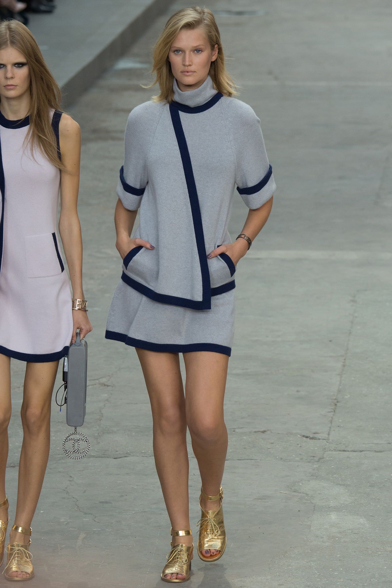 Chanel S/S 15 Look 424
