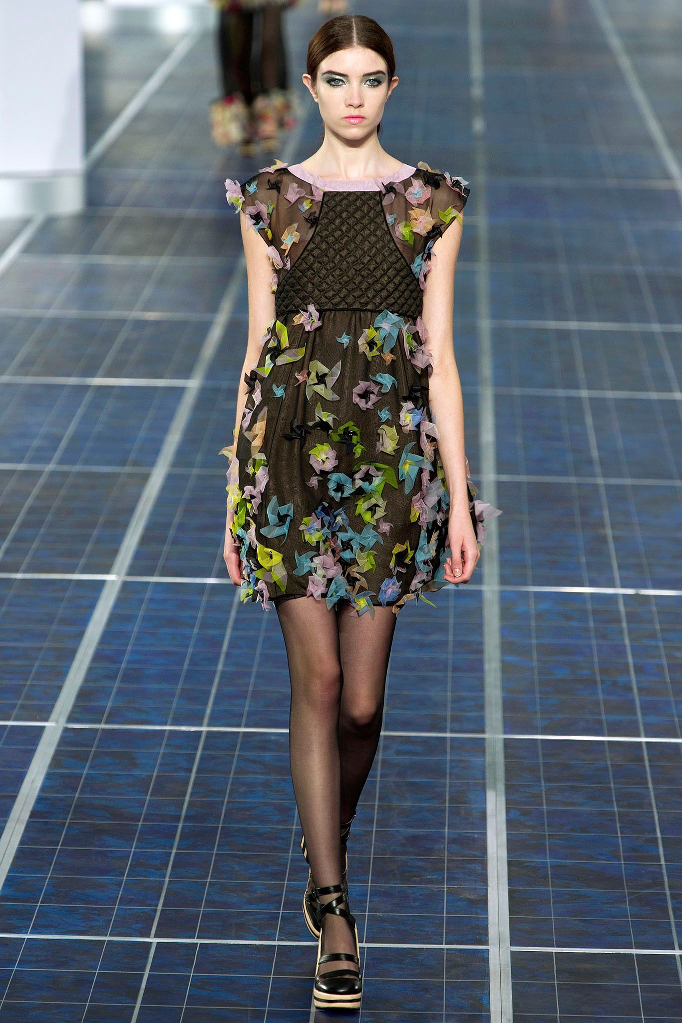 Chanel S/S 13 Look 425