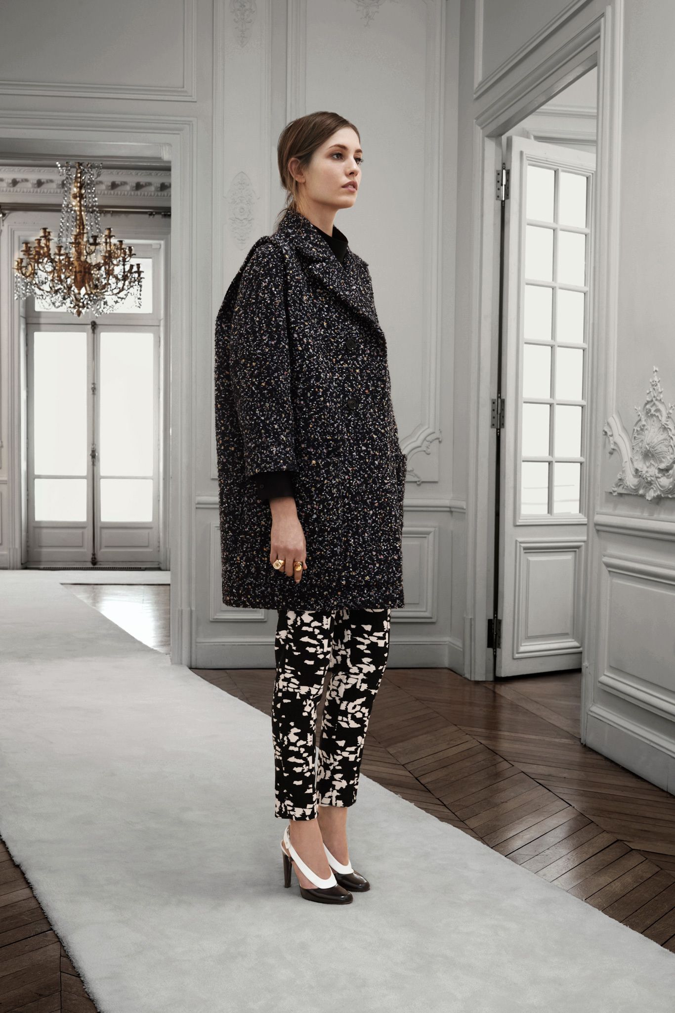 black tweed collared double-breasted oversized buttoned textured coat