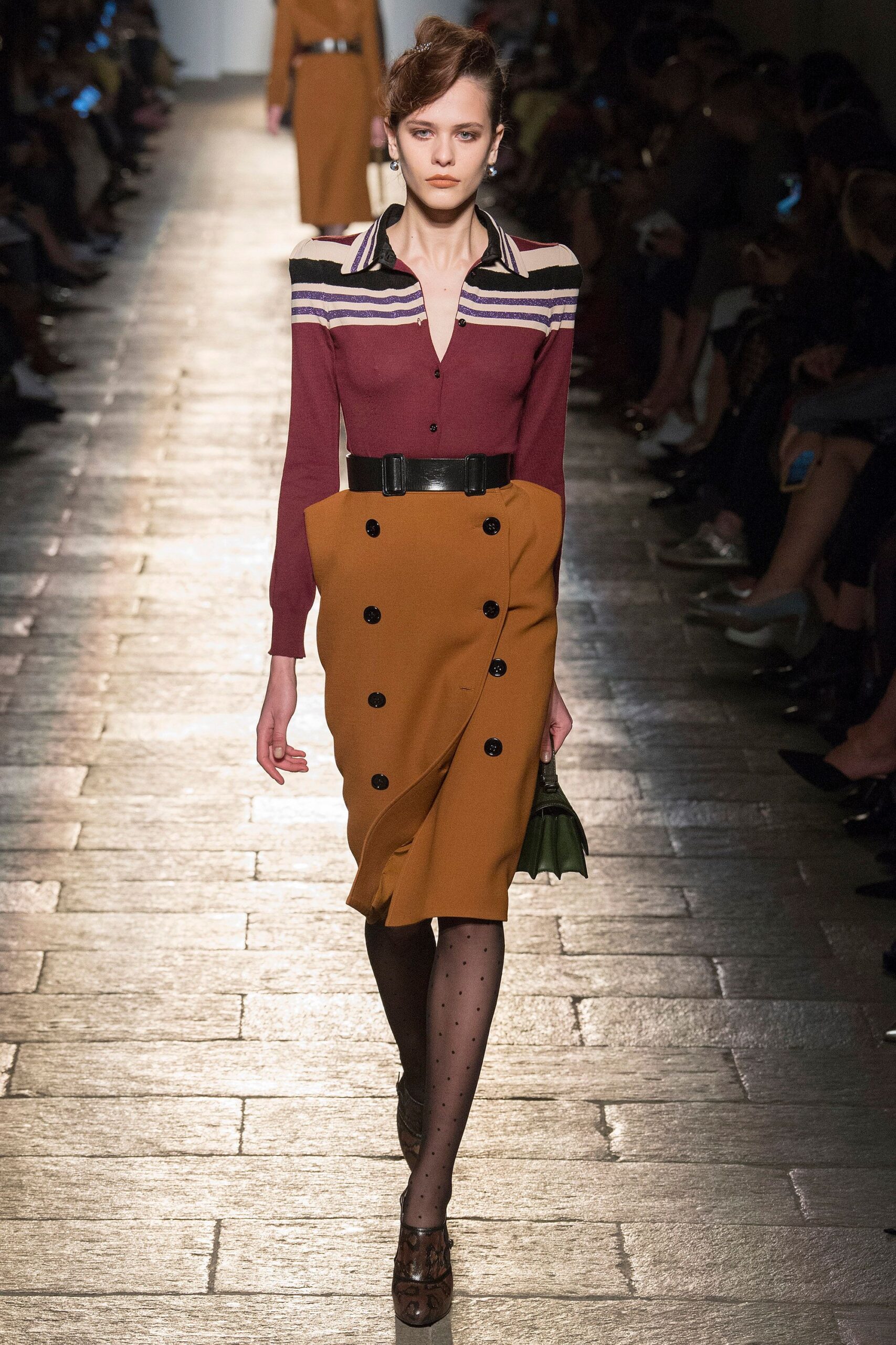 Bottega Veneta F/W 17 Look 114