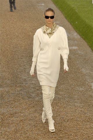 Chanel F/W 07 Couture Look 164