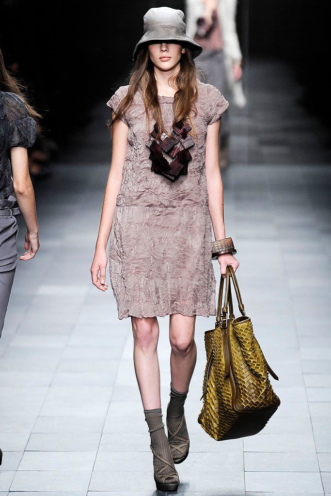 Burberry S/S 09 Look 156