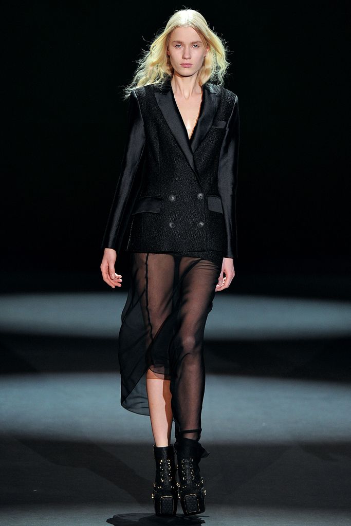 Christian Siriano F/W 11 Look 6