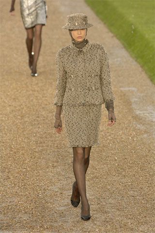 Chanel F/W 07 Couture Look 105