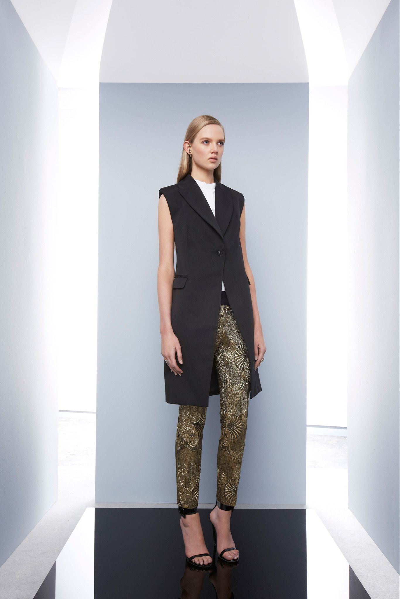 Camilla and Marc Resort 14 Look 35