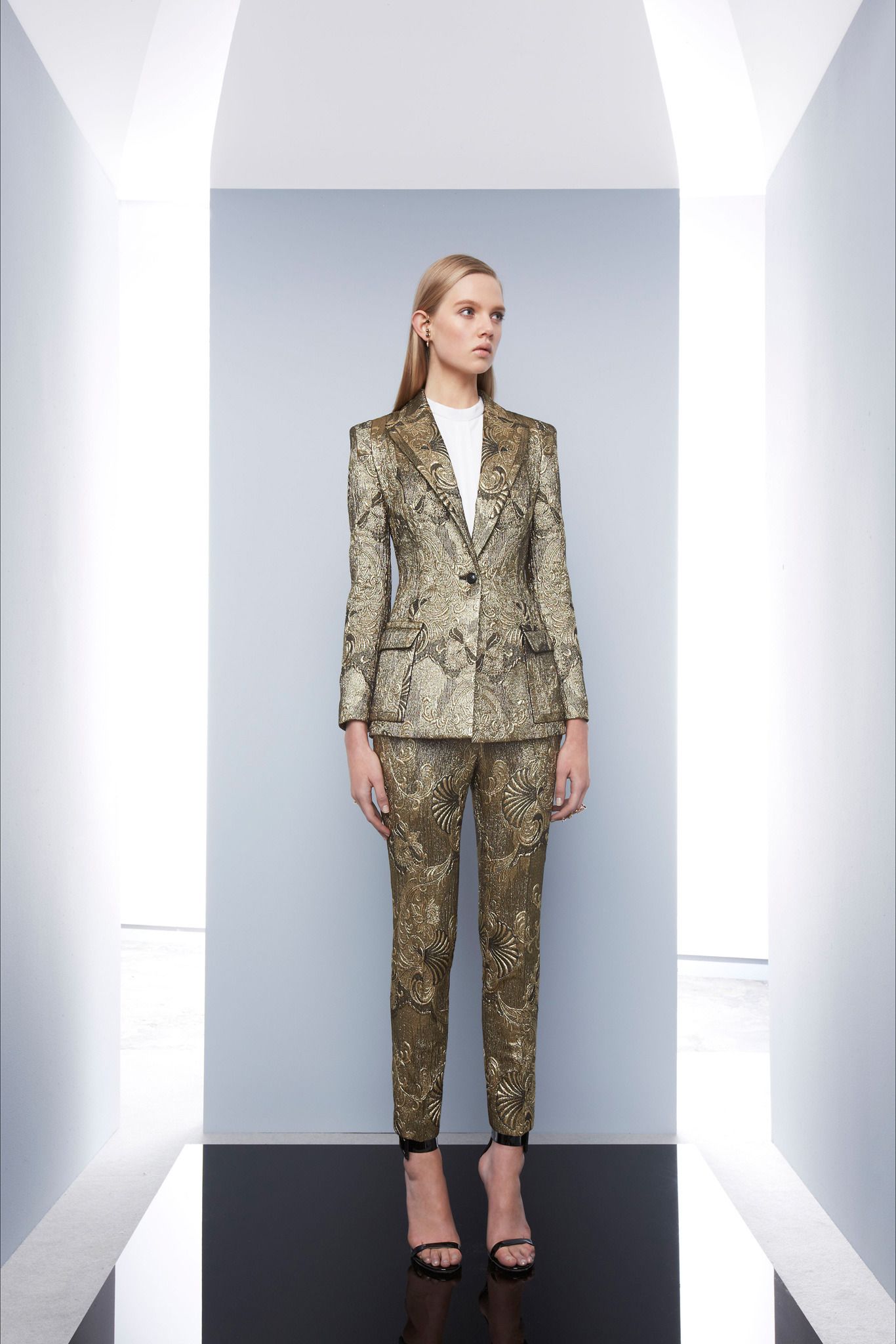 Camilla and Marc Resort 14 Look 45