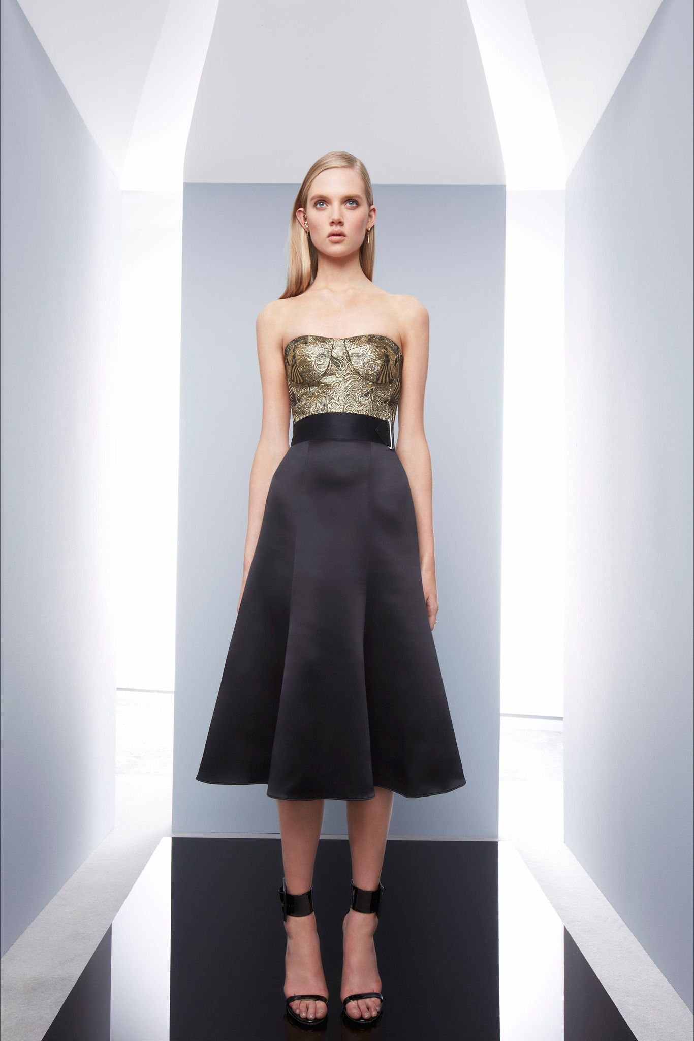 Camilla and Marc Resort 14 Look 50