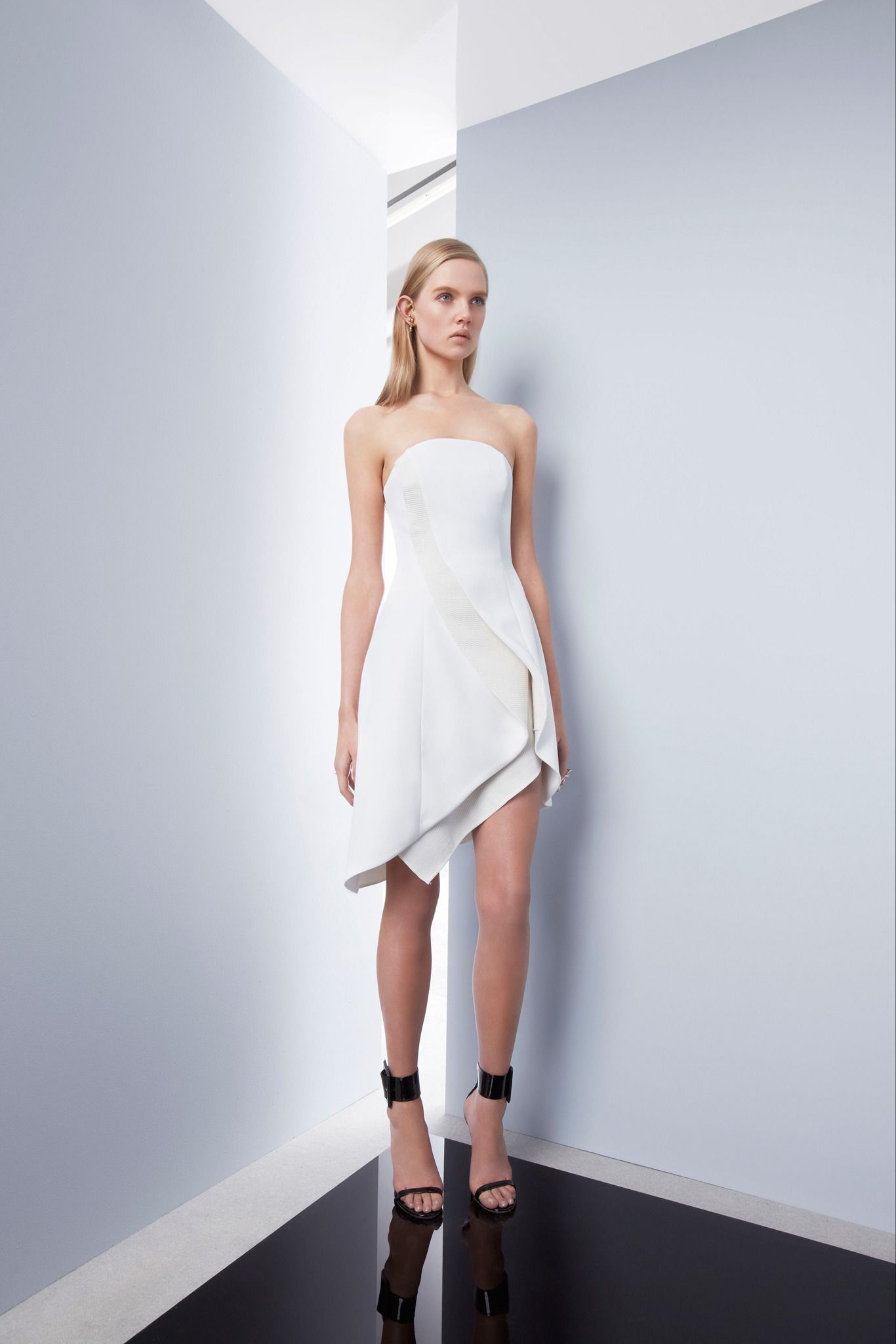 Camilla and Marc Resort 14 Look 128