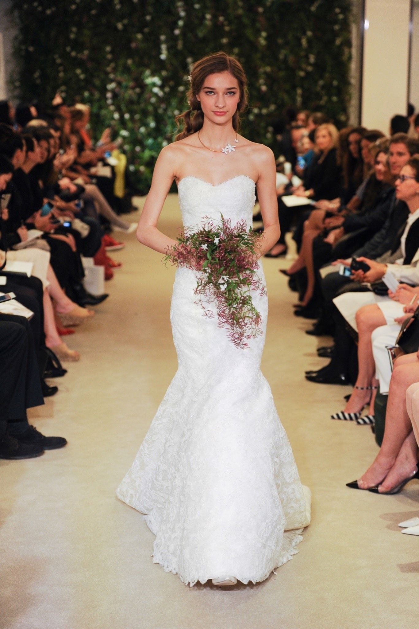 Carolina Herrera S/S 16 Bridal Look 61