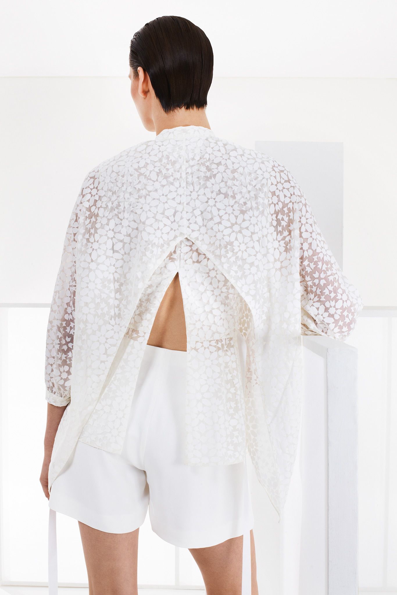 Chalayan Resort 15 Look 48