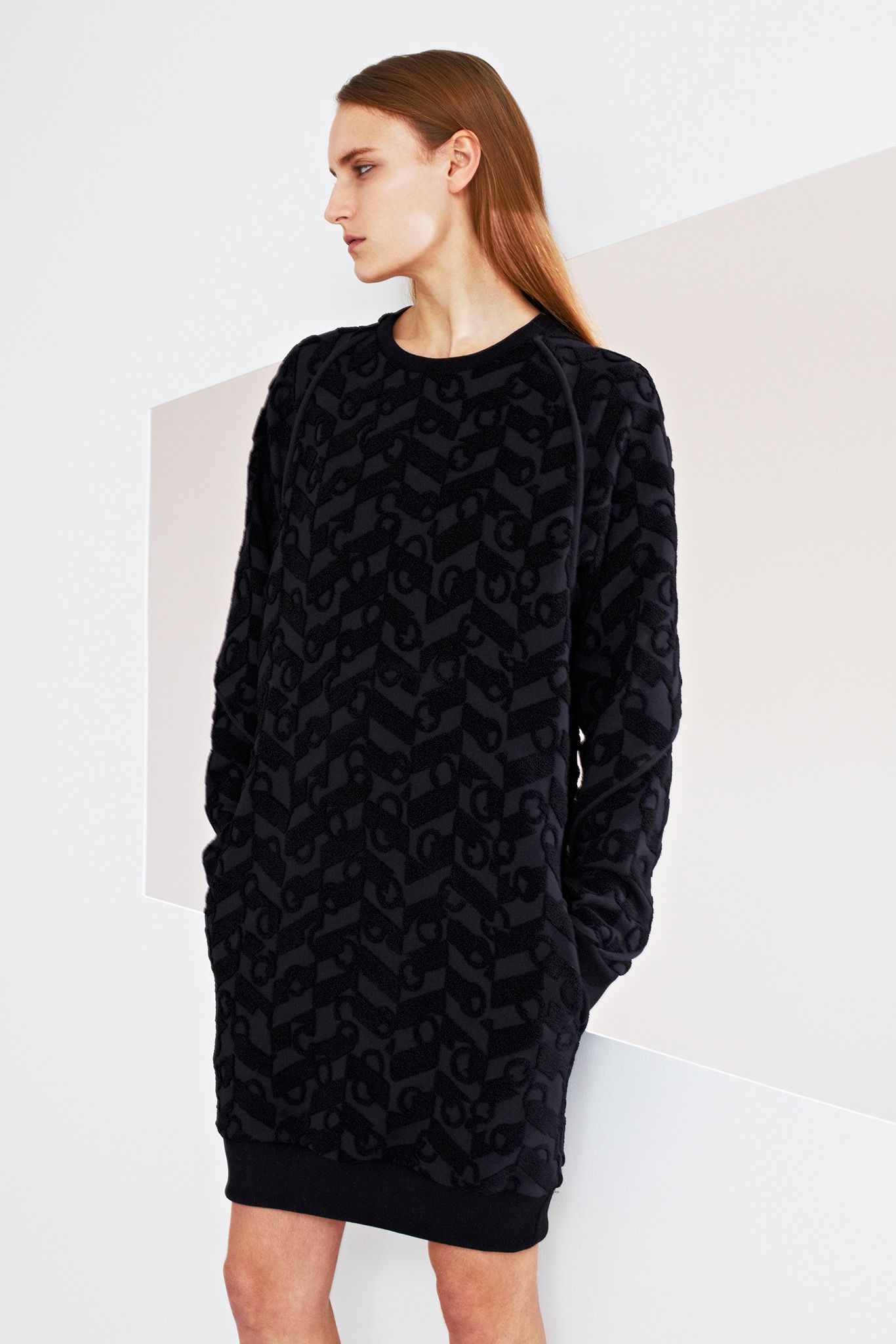 Chalayan F/W 15 Look 135