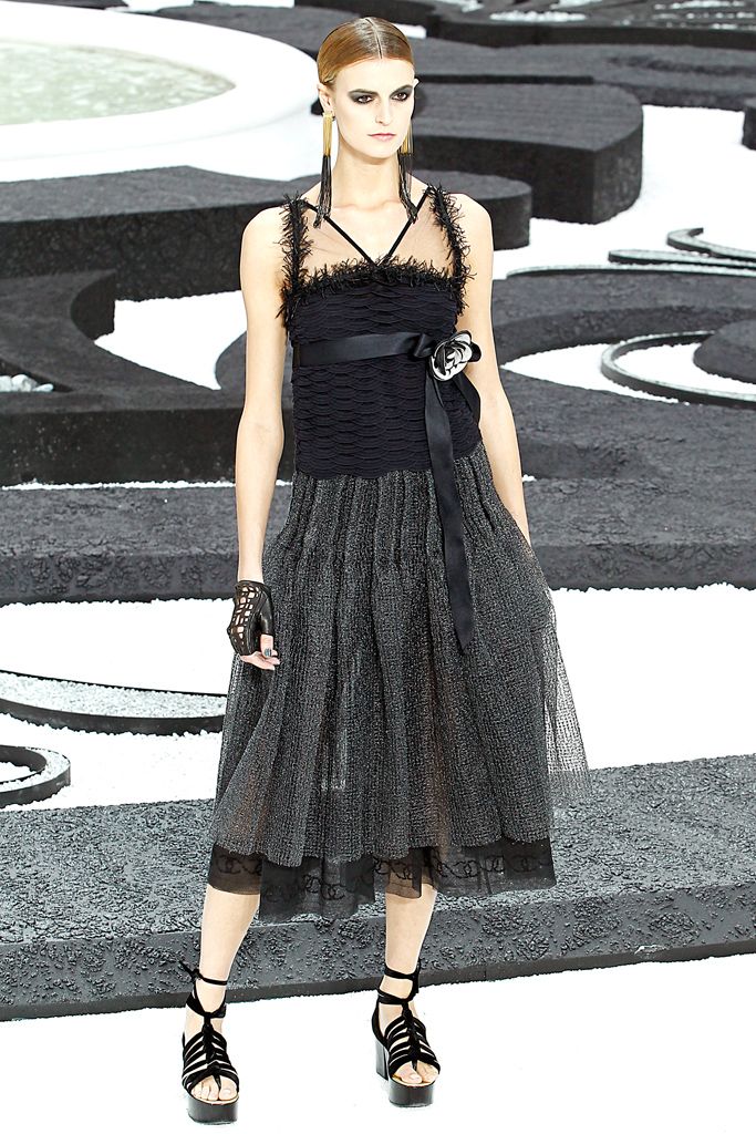 Chanel S/S 11 Look 307