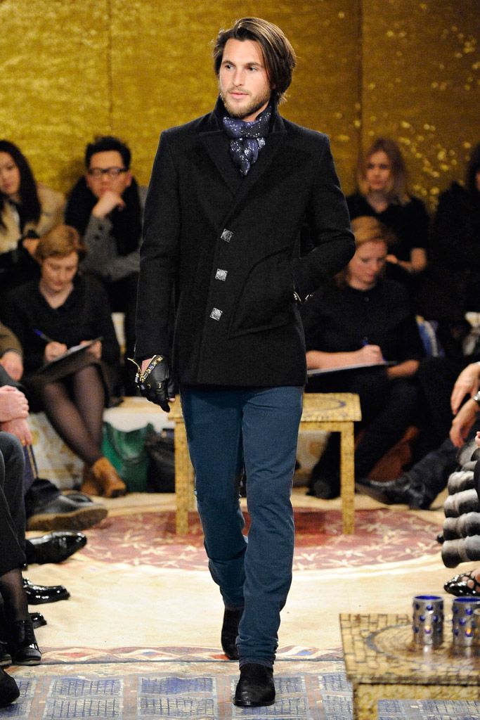 Chanel F/W 11 Look 22