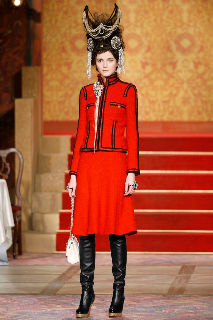 Chanel F/W 09 Look 113