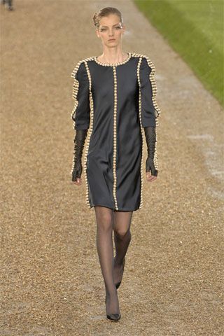 Chanel F/W 07 Couture Look 123
