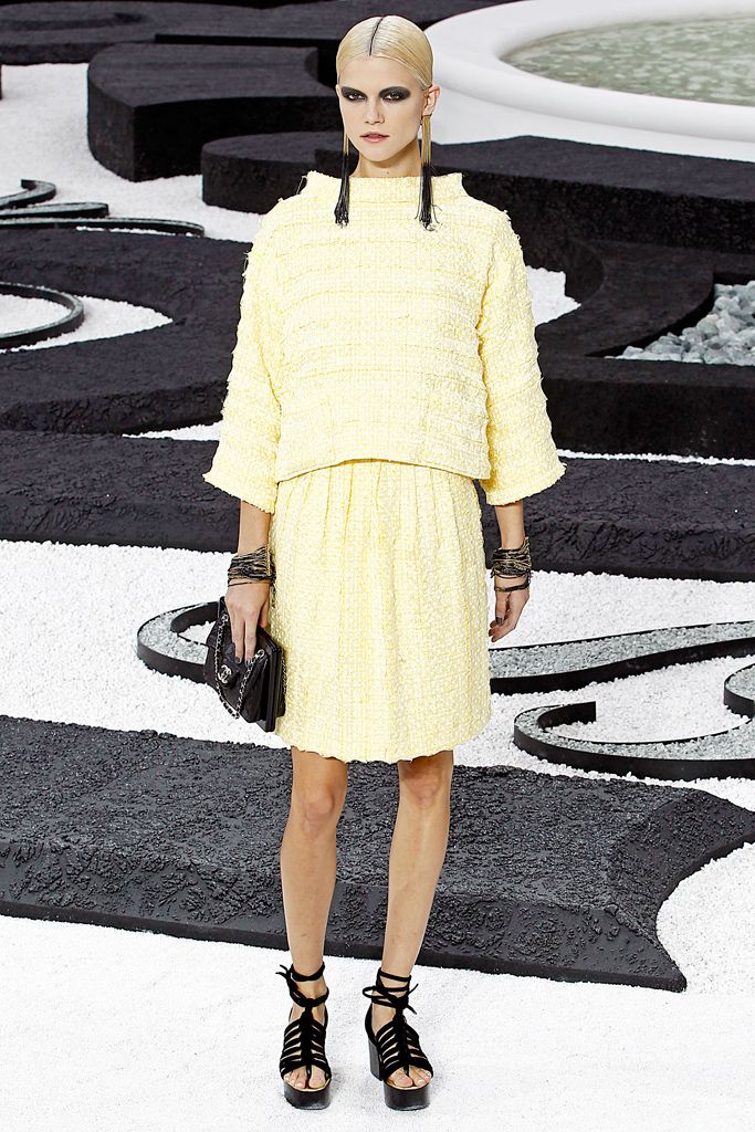 Chanel S/S 11 Look 108