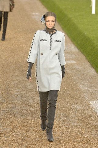 Chanel F/W 07 Couture Look 47