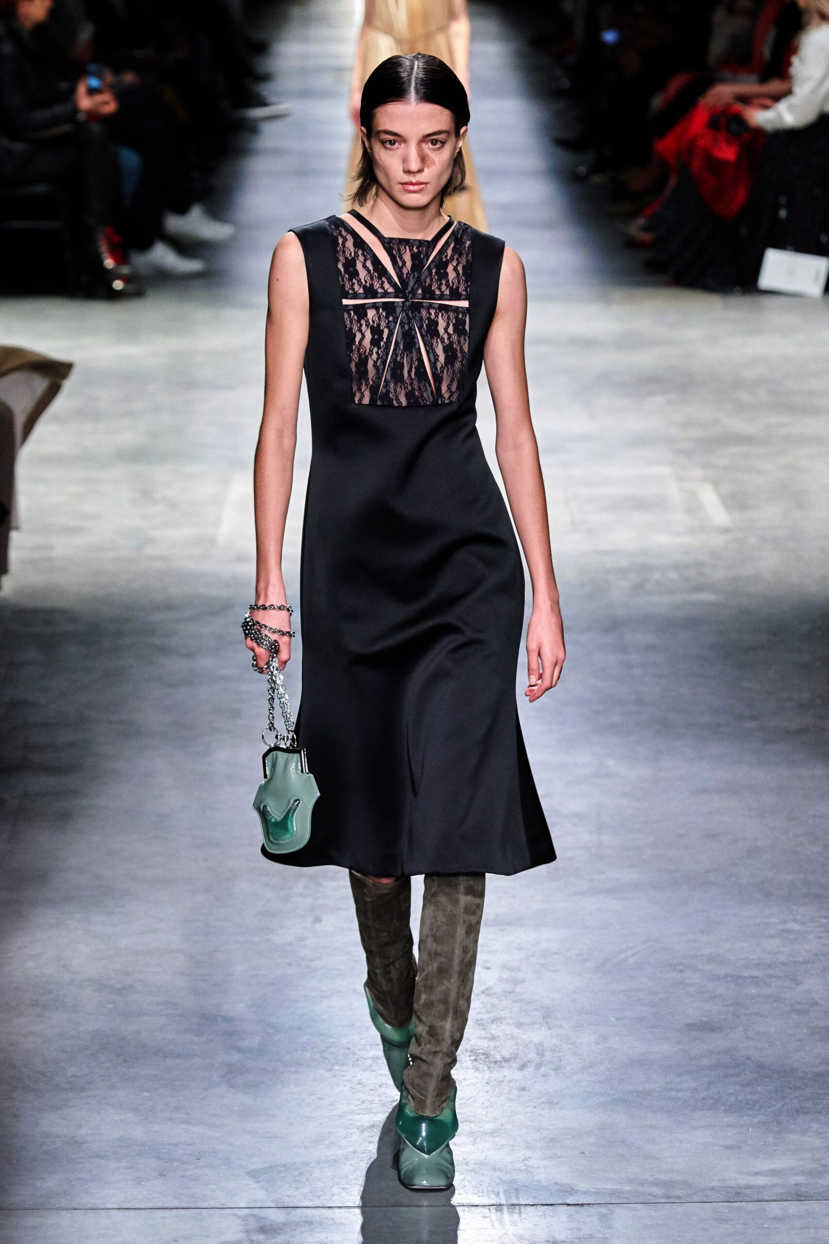 Christopher Kane F/W 20 Look 180