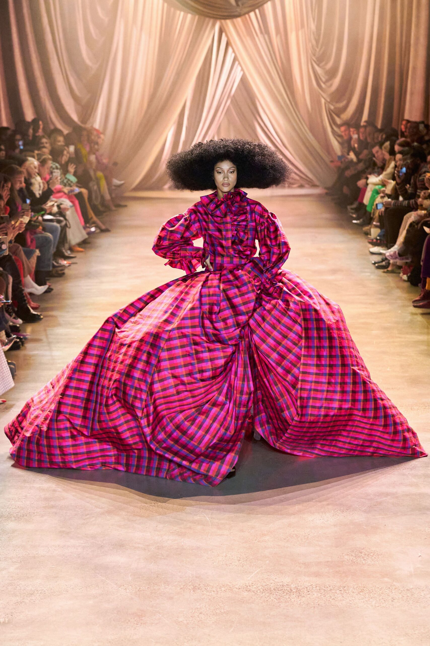 Christopher John Rogers F/W 20 Look 470