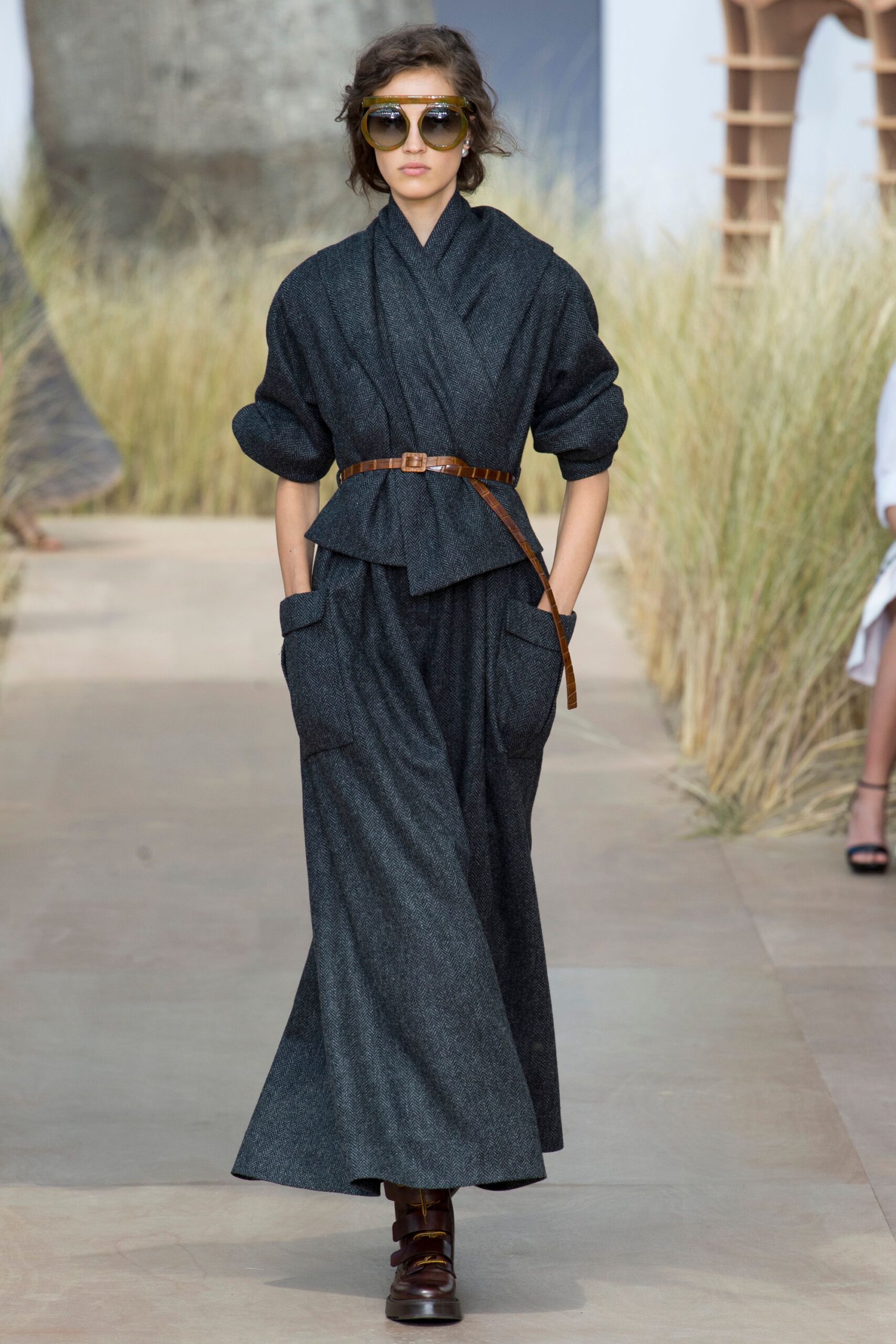 Christian Dior F/W 17 Couture Look 23