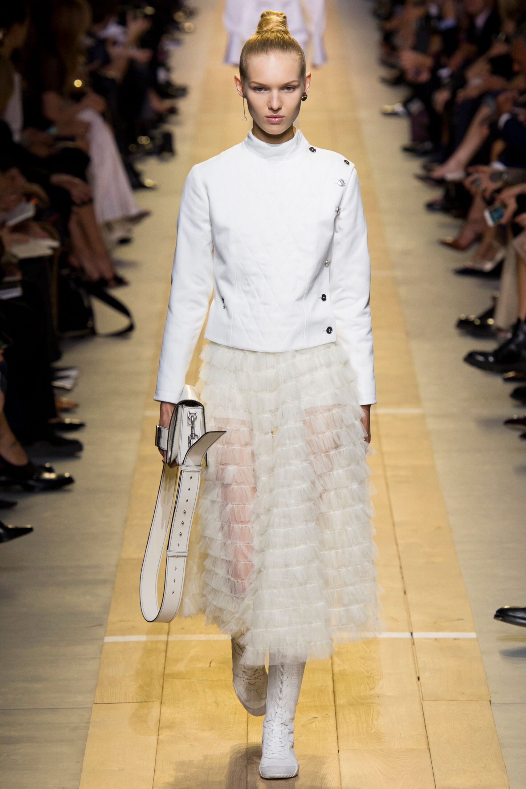 Christian Dior S/S 17 Look 28