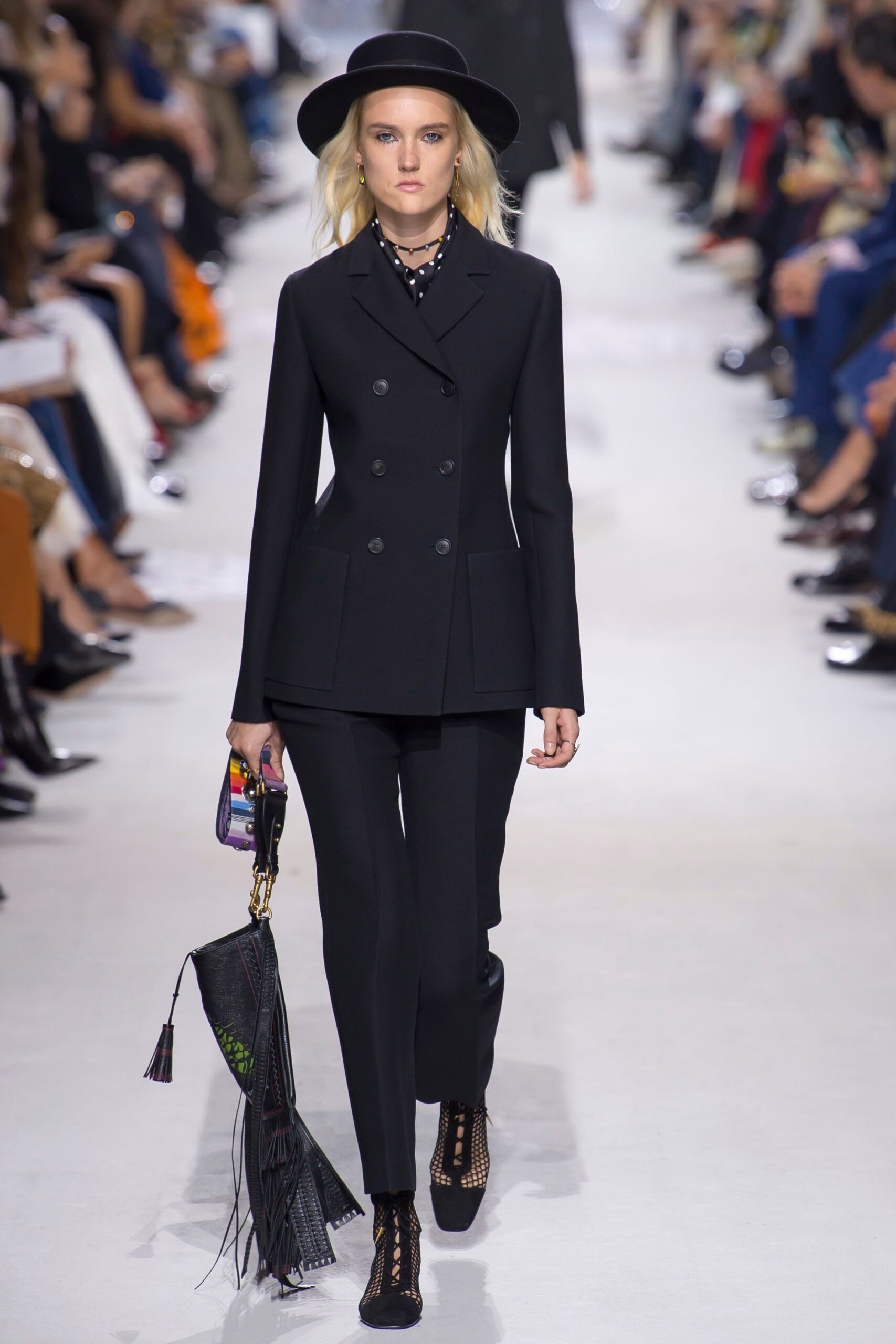 Christian Dior S/S 18 Look 41