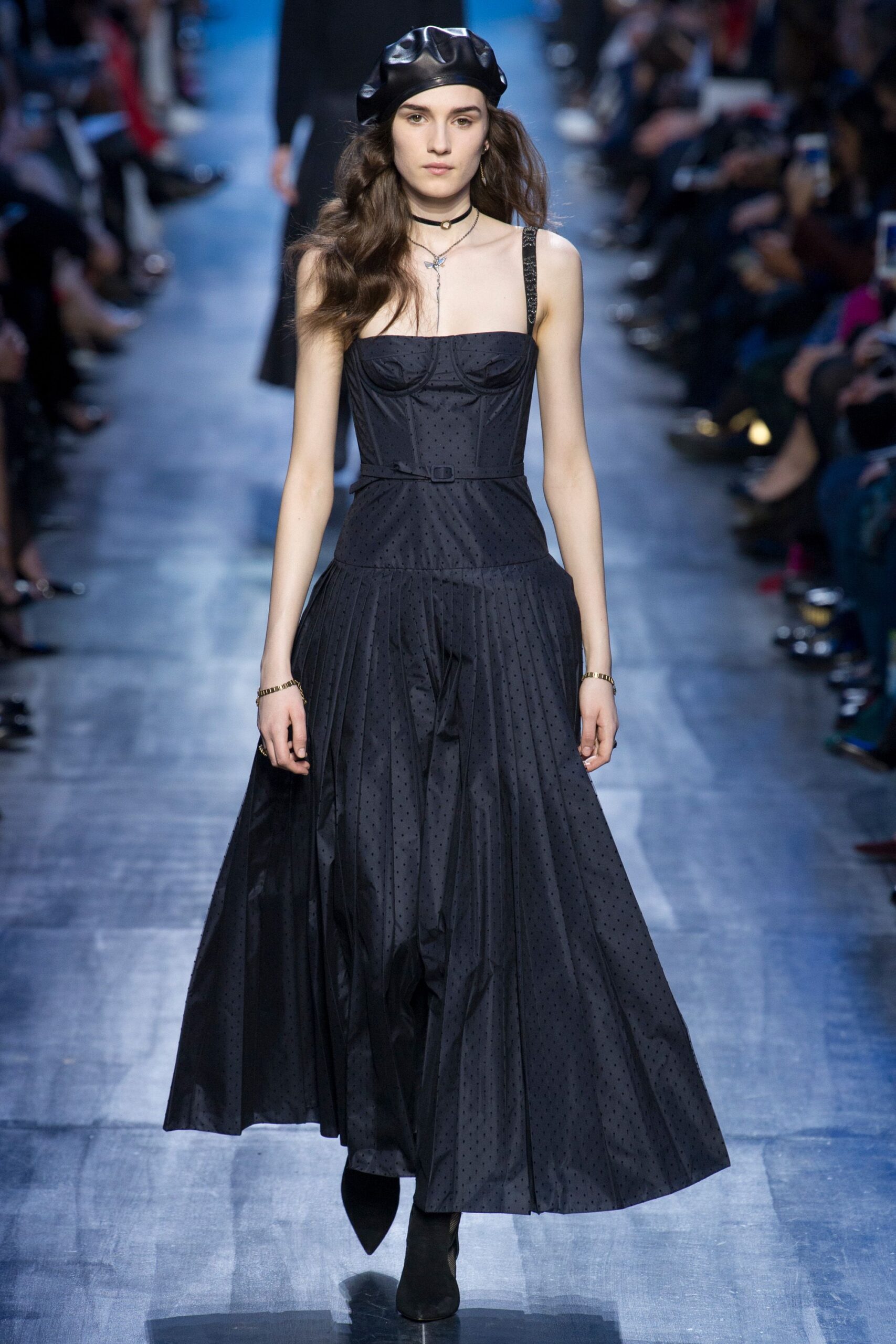 Christian Dior F/W 17 Look 260