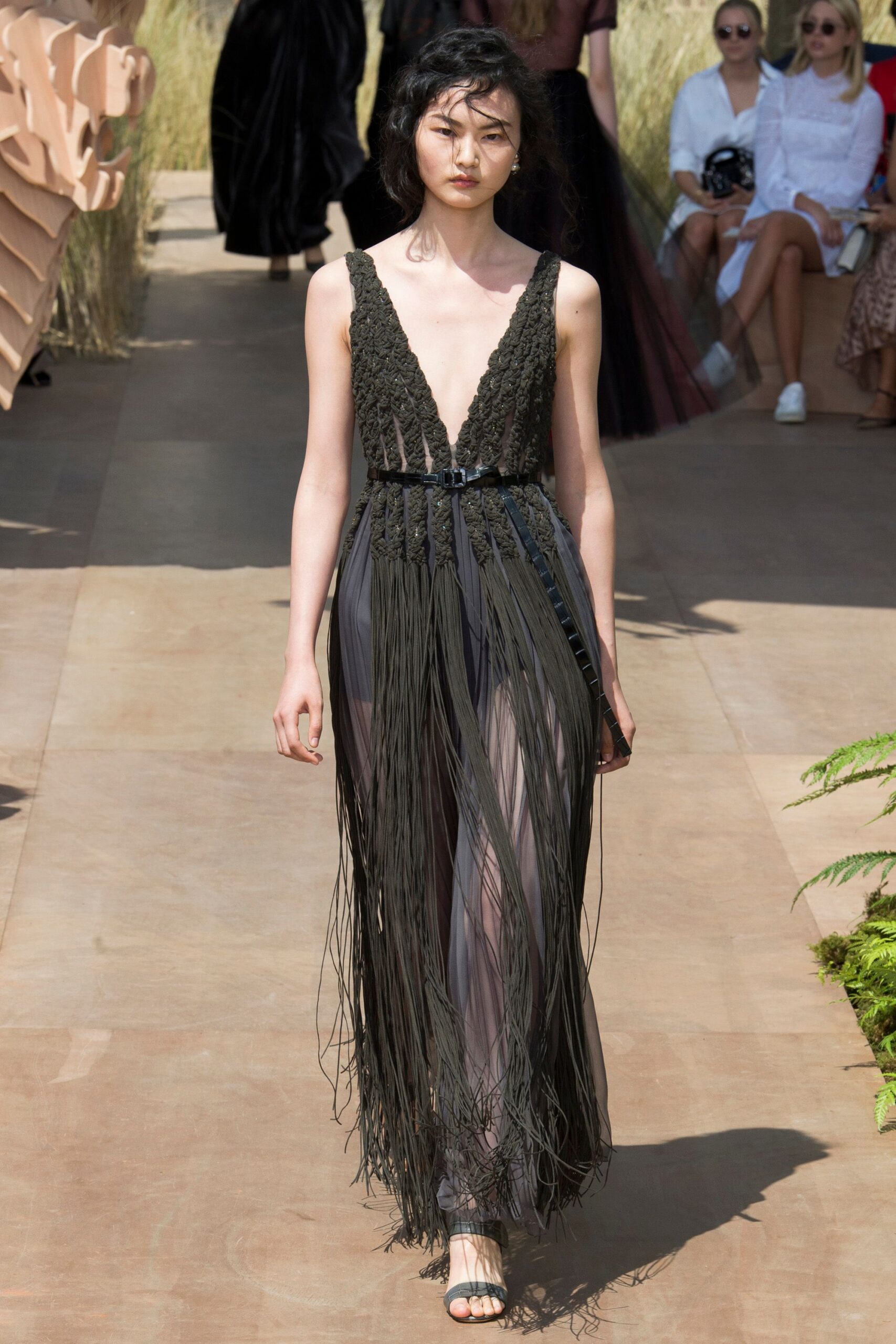 Christian Dior F/W 17 Couture Look 399