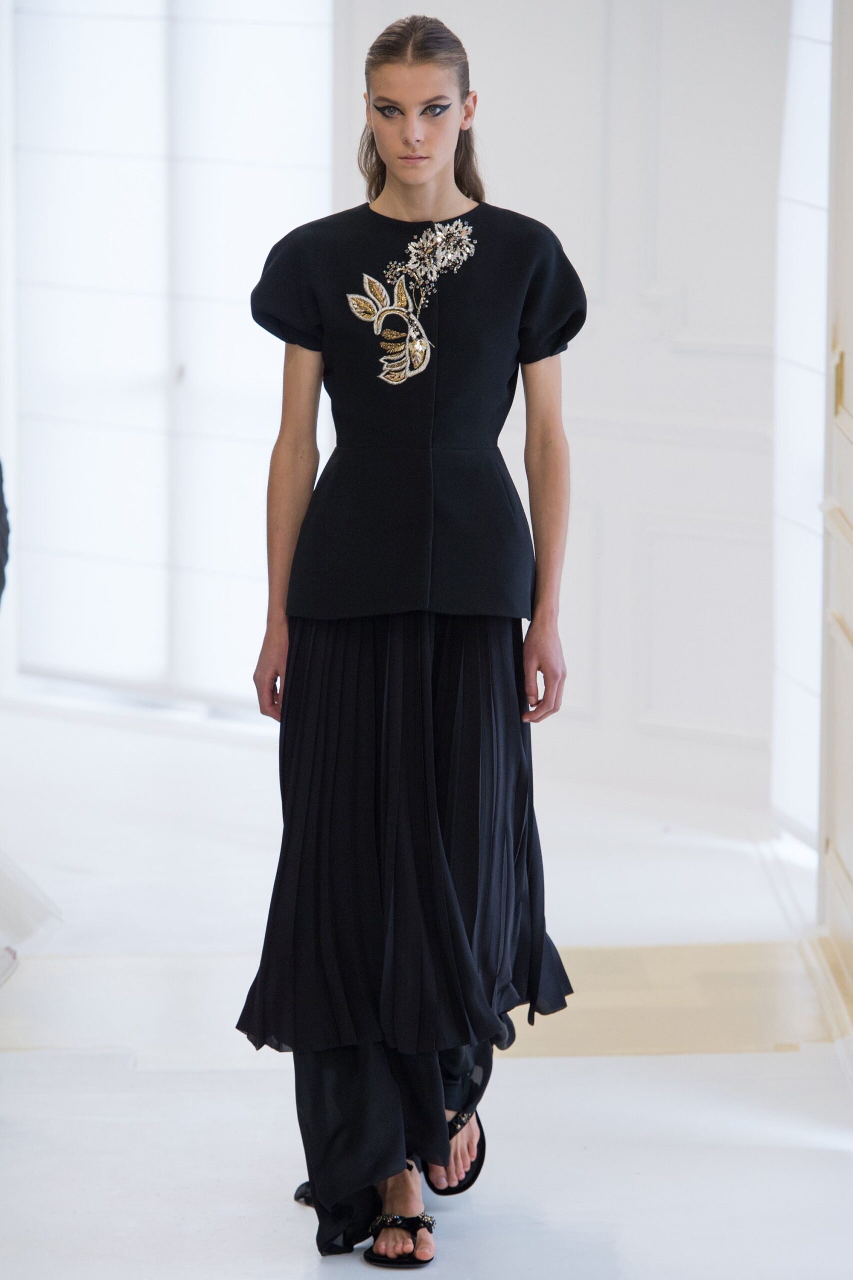 Christian Dior F/W 16 Couture Look 405