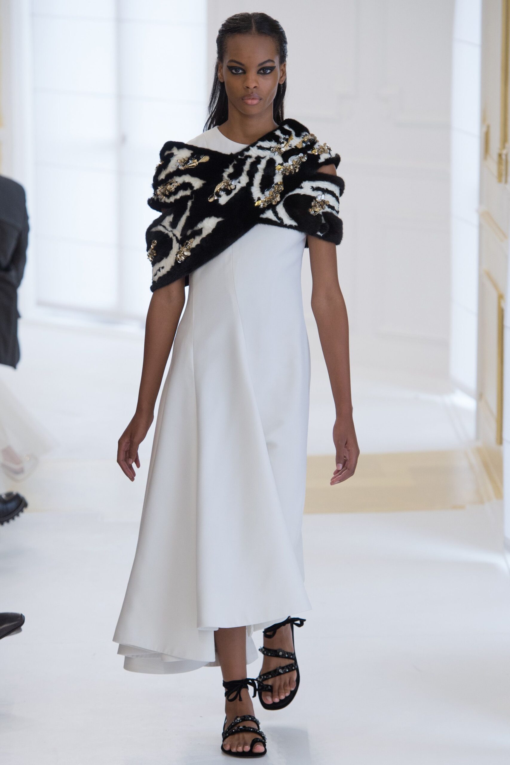 Christian Dior F/W 16 Couture Look 460