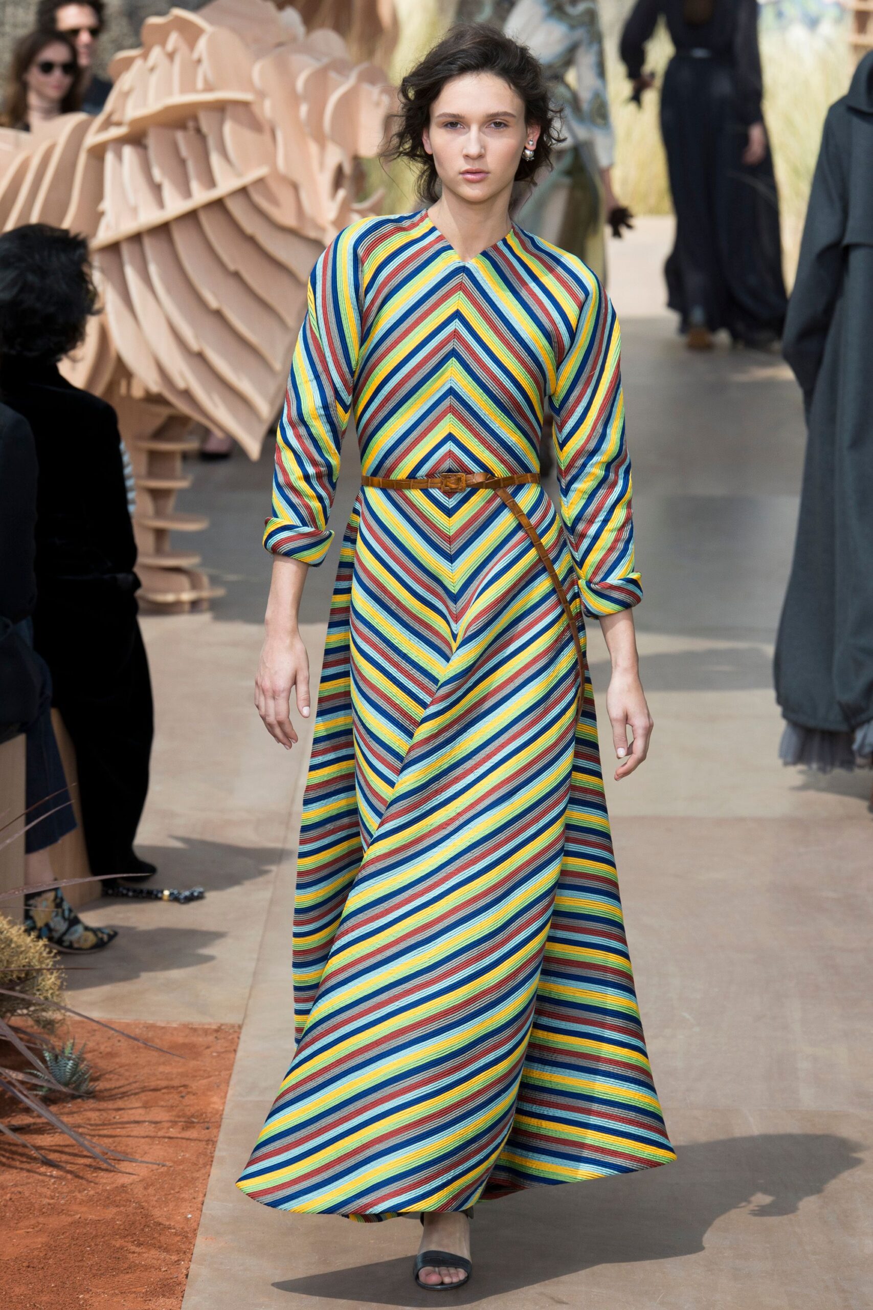 Christian Dior F/W 17 Couture Look 547