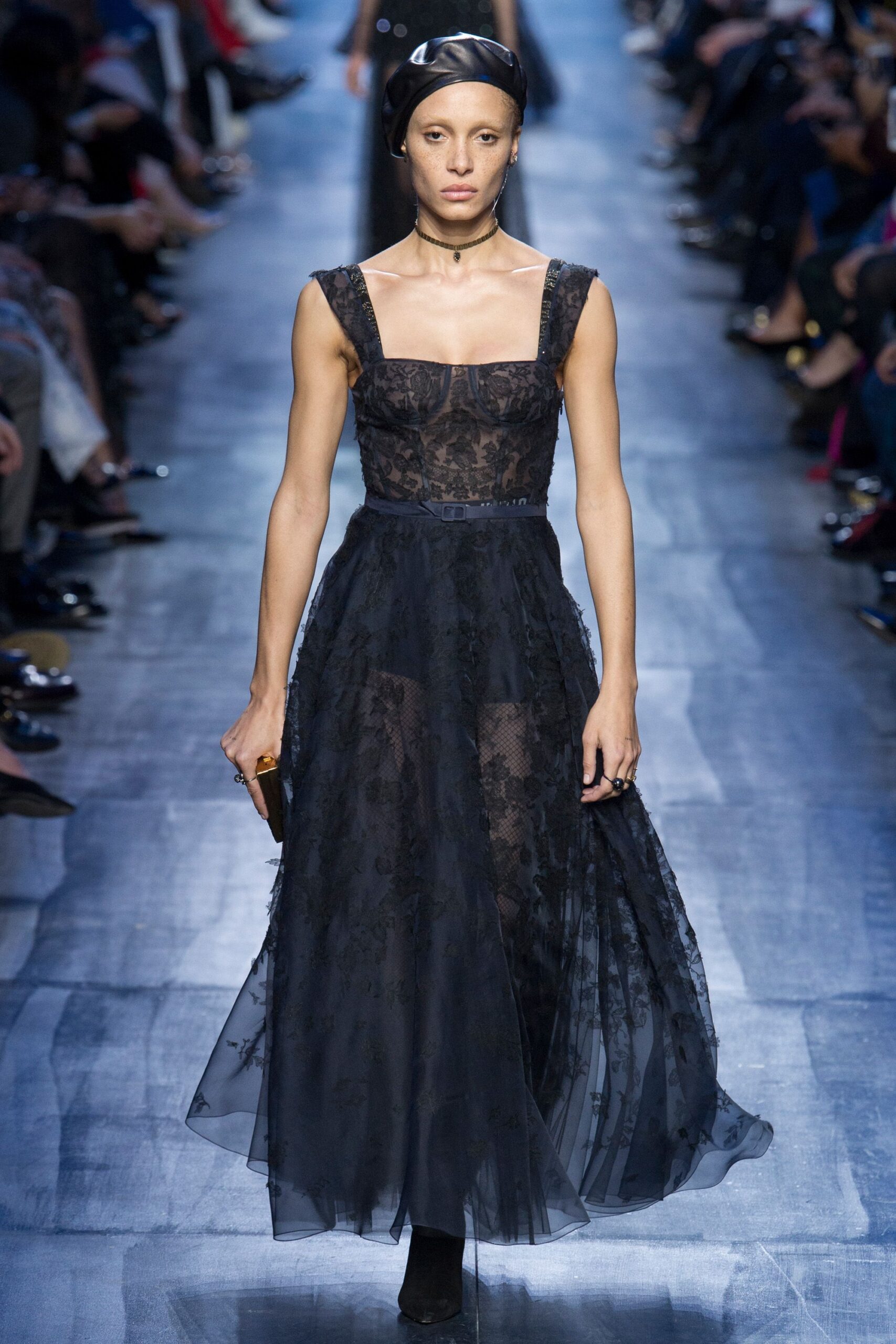 Christian Dior F/W 17 Look 907