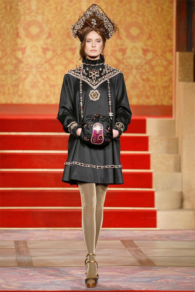 Chanel F/W 09 Look 321
