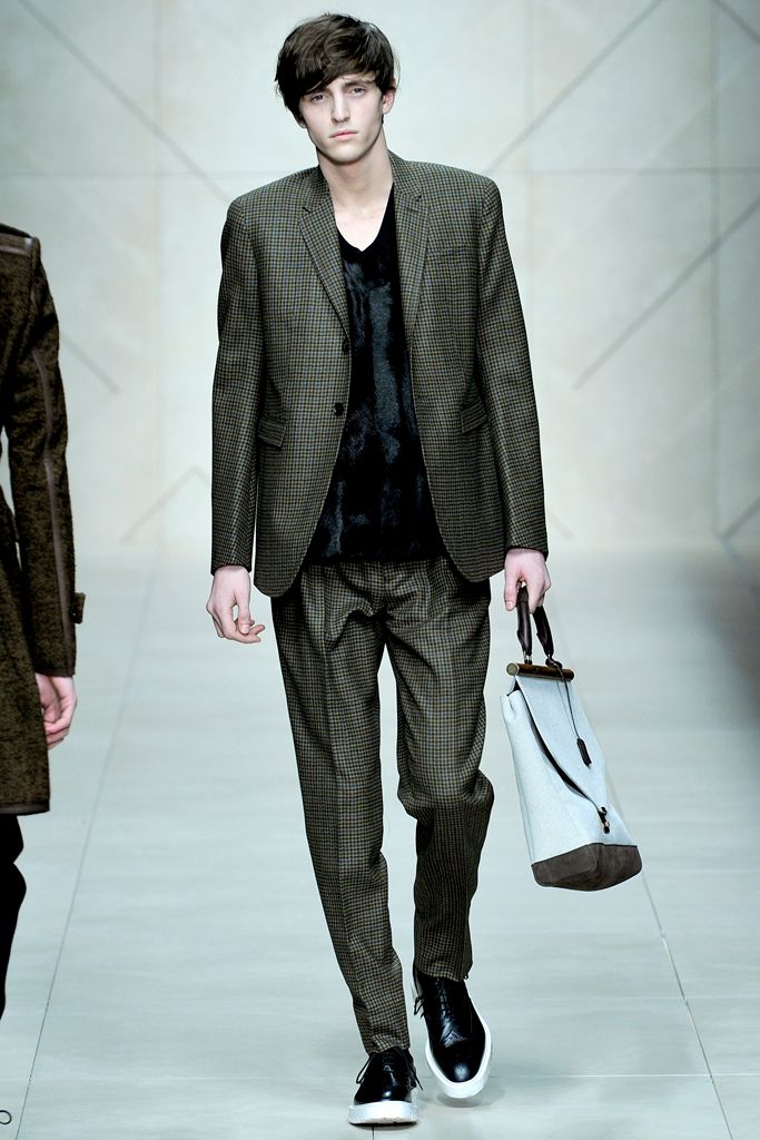 Burberry F/W 11 Menswear Look 135