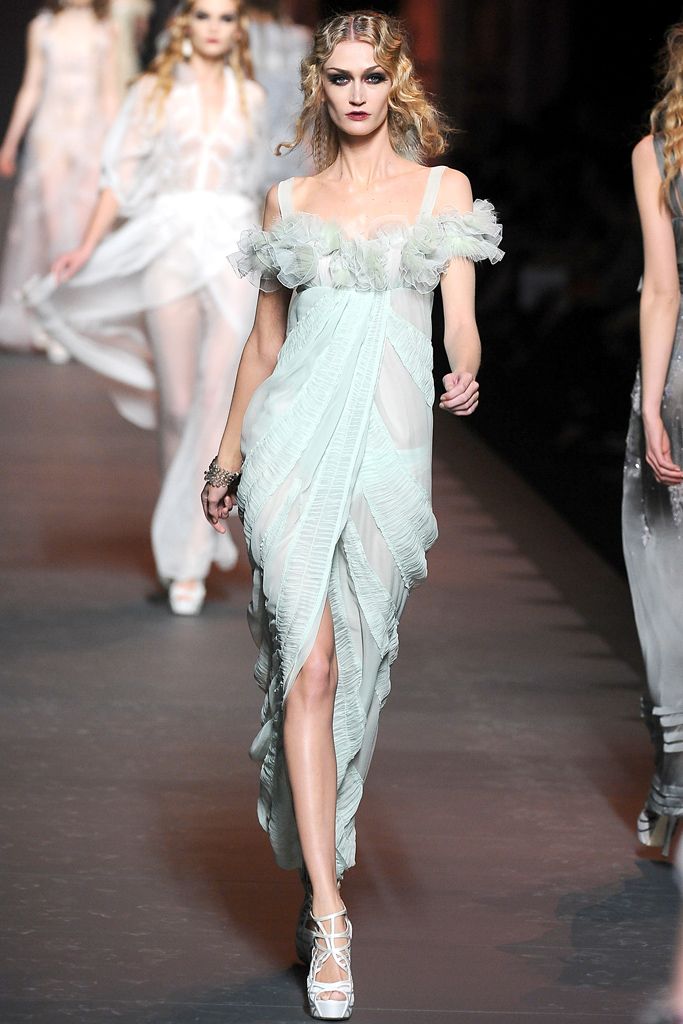 Christian Dior F/W 11 Look 376