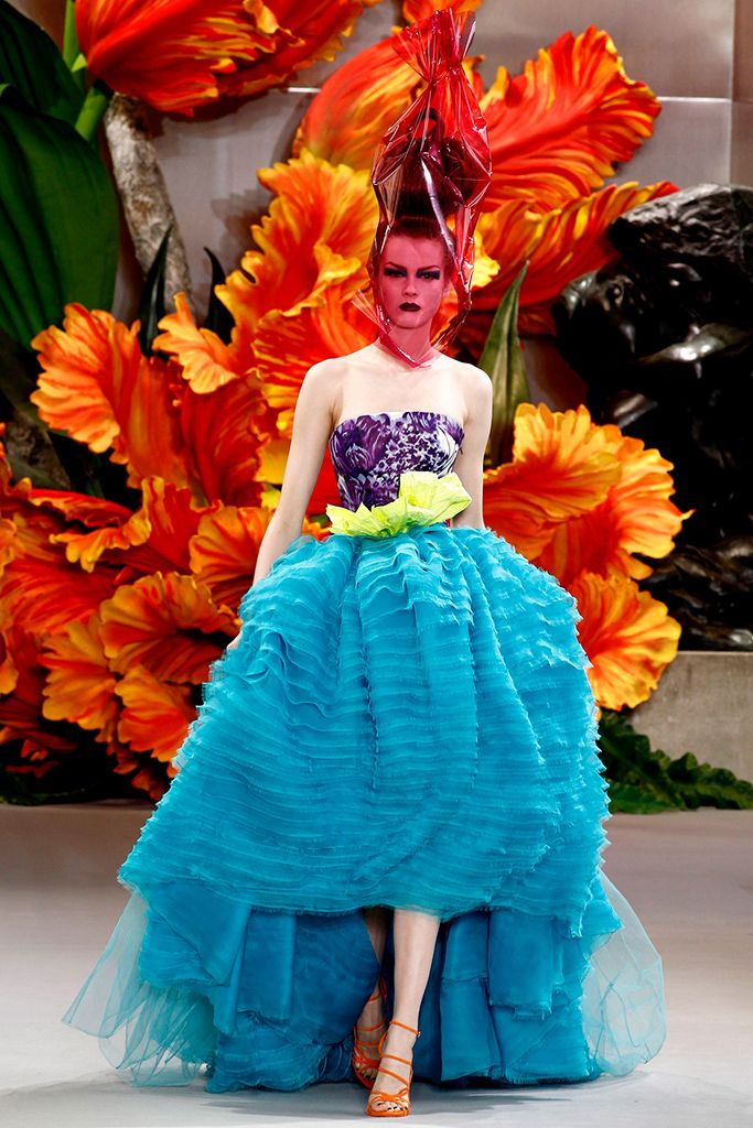 Christian Dior F/W 10 Couture Look 158