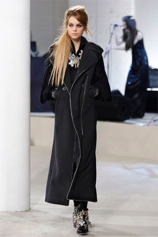 Chanel F/W 08 Look 184