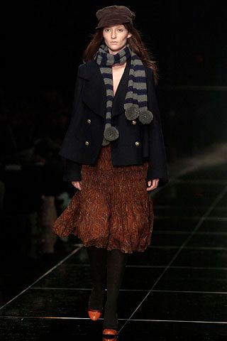 Burberry F/W 05 Look 1
