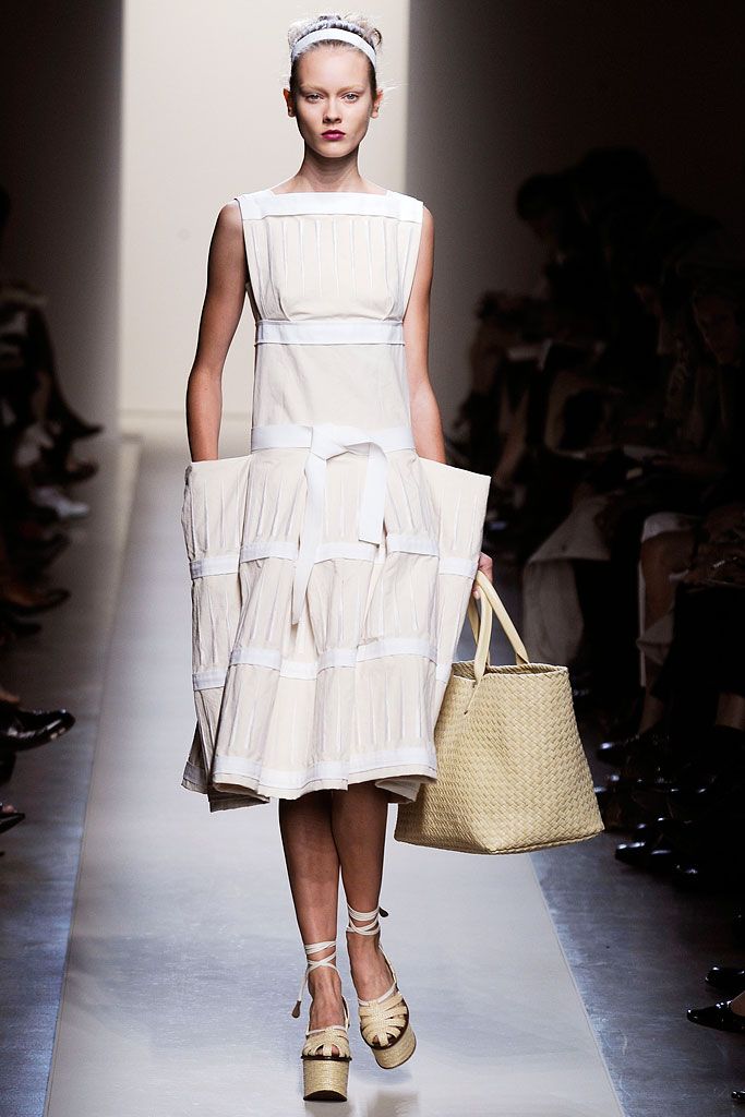 beige straw open-toe platform textured heels