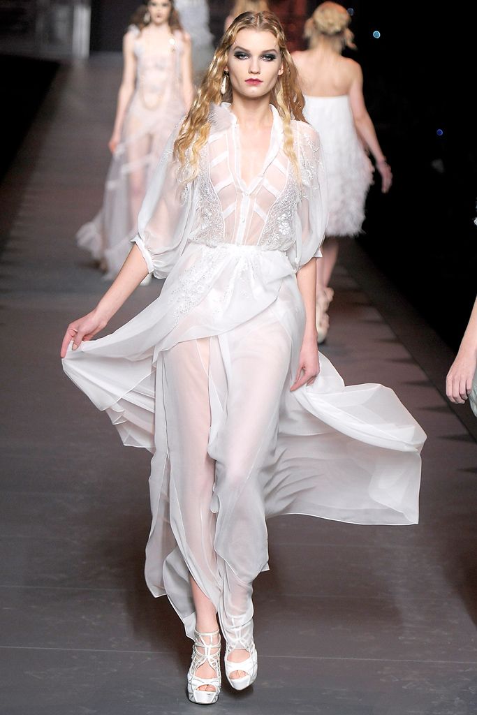 Christian Dior F/W 11 Look 385