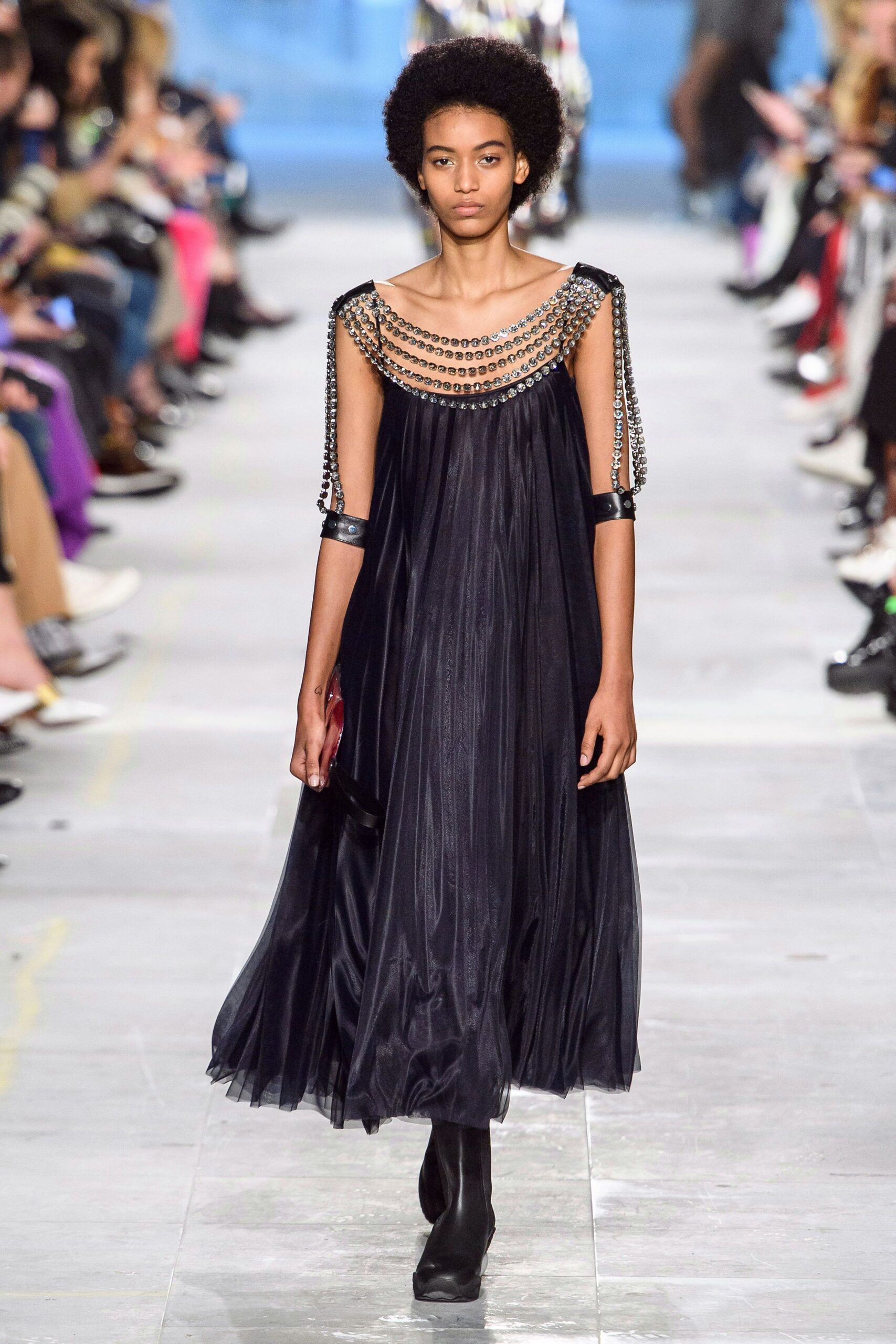 Christopher Kane F/W 19 Look 616