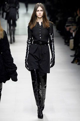 Burberry F/W 07 Look 165