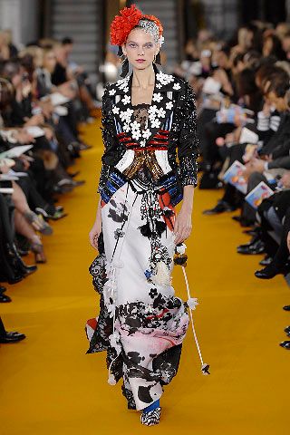 Christian Lacroix S/S 08 Couture Look 145
