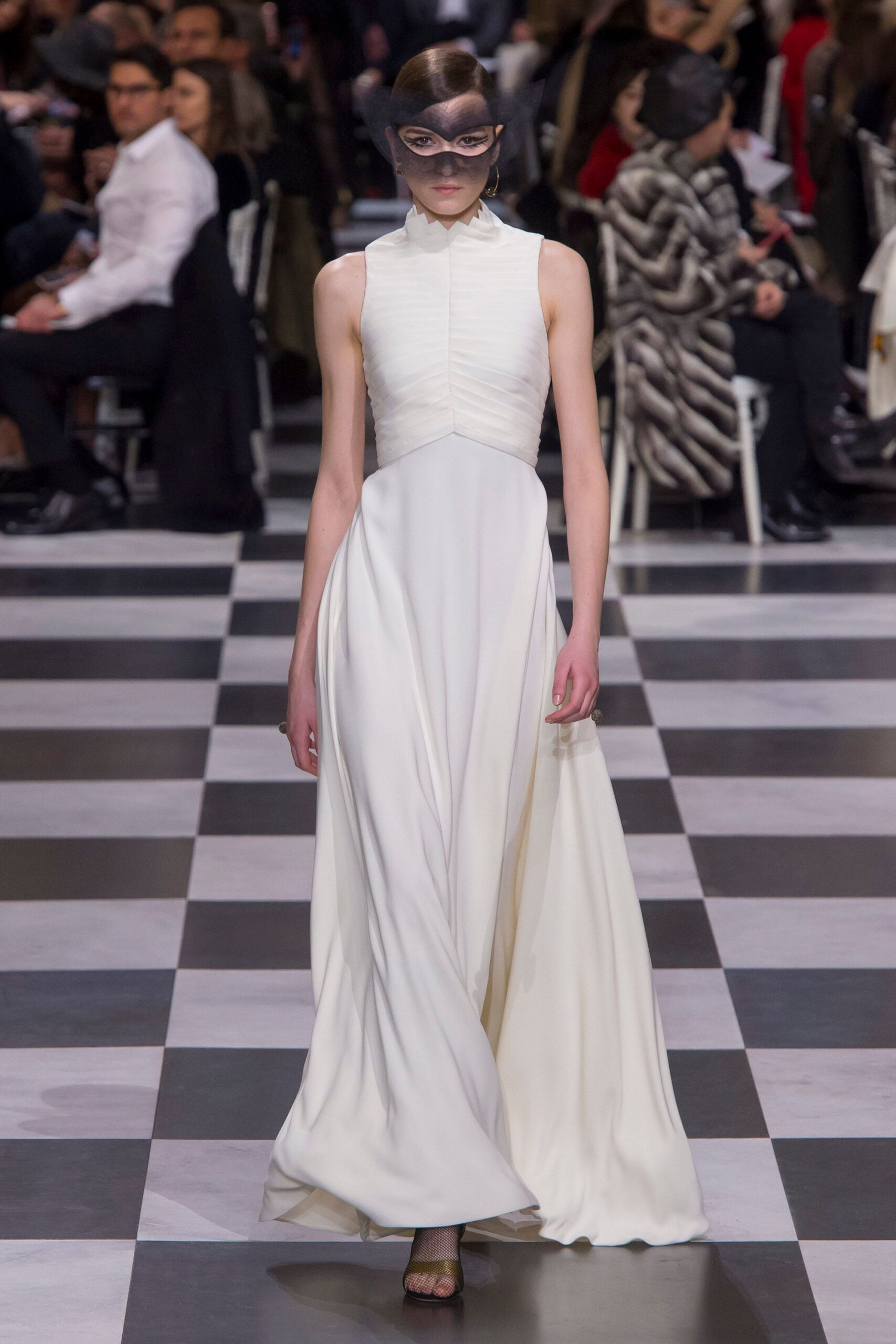 Christian Dior S/S 18 Couture Look 410